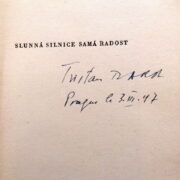 Tzara Tristan / signed / – Slunná silnice samá radost