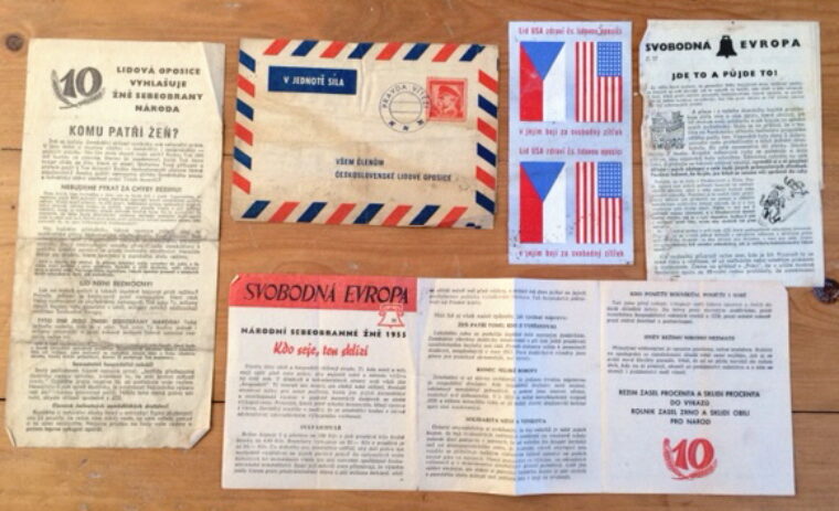 10 x orig. balonové letáky / orig. baloon flyers – Svobodná Evropa / Československá lidová oposice