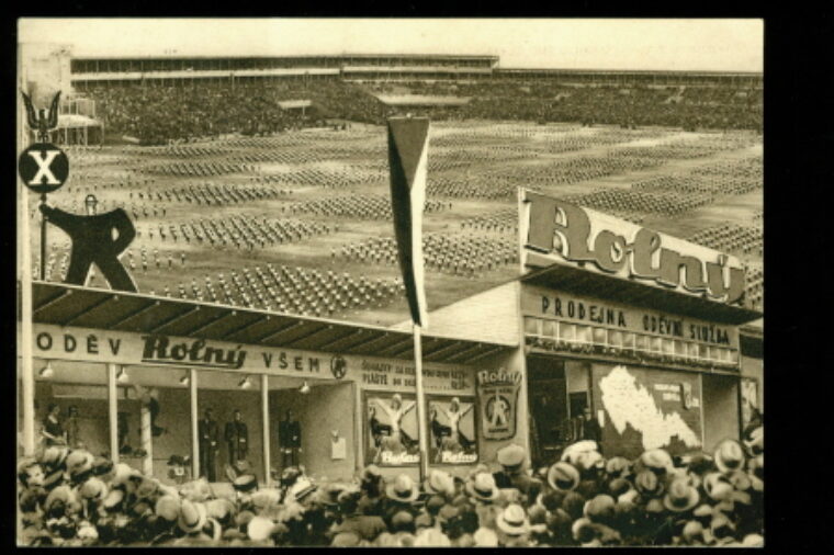 fotomontážní pohlednice / photomontage postcard – X. Všesokolský slet v Praze 1938